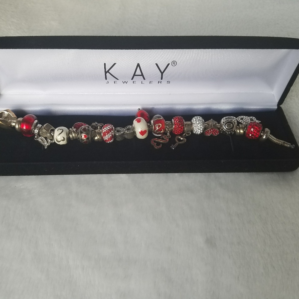Charmed Memories Full Charm Bracelet Love Hearts